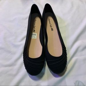 Size 10 black ballet flats